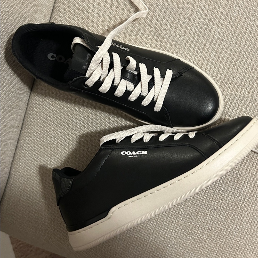 Coach Black and White Womens sneakers - Picture 8 of 8